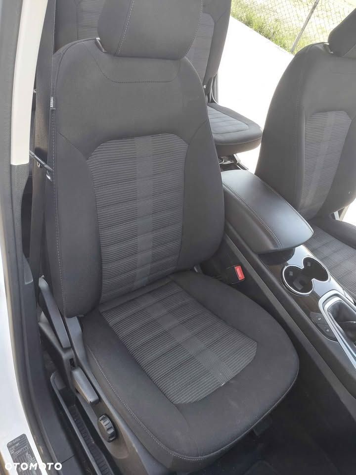 Ford Galaxy 2.0 TDCi Trend - 8