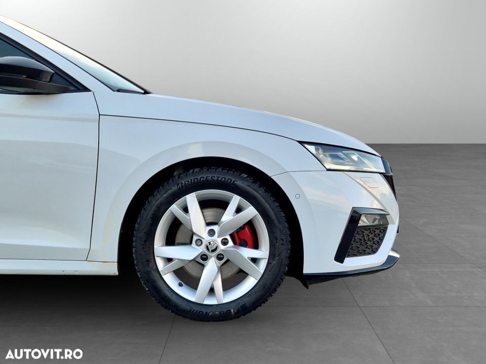 Skoda Octavia 2.0 TDI DSG RS - 11