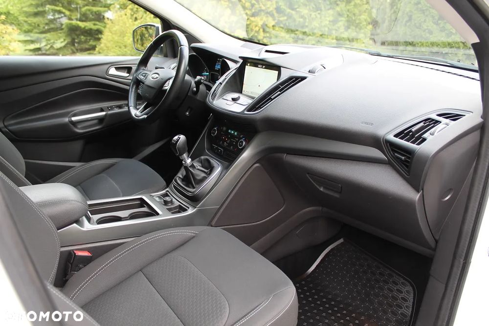 Ford Kuga 2.0 TDCi 2x4 Cool & Connect - 26