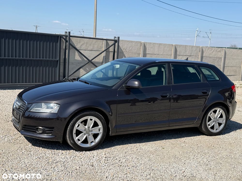 Audi A3 Sportback - 6