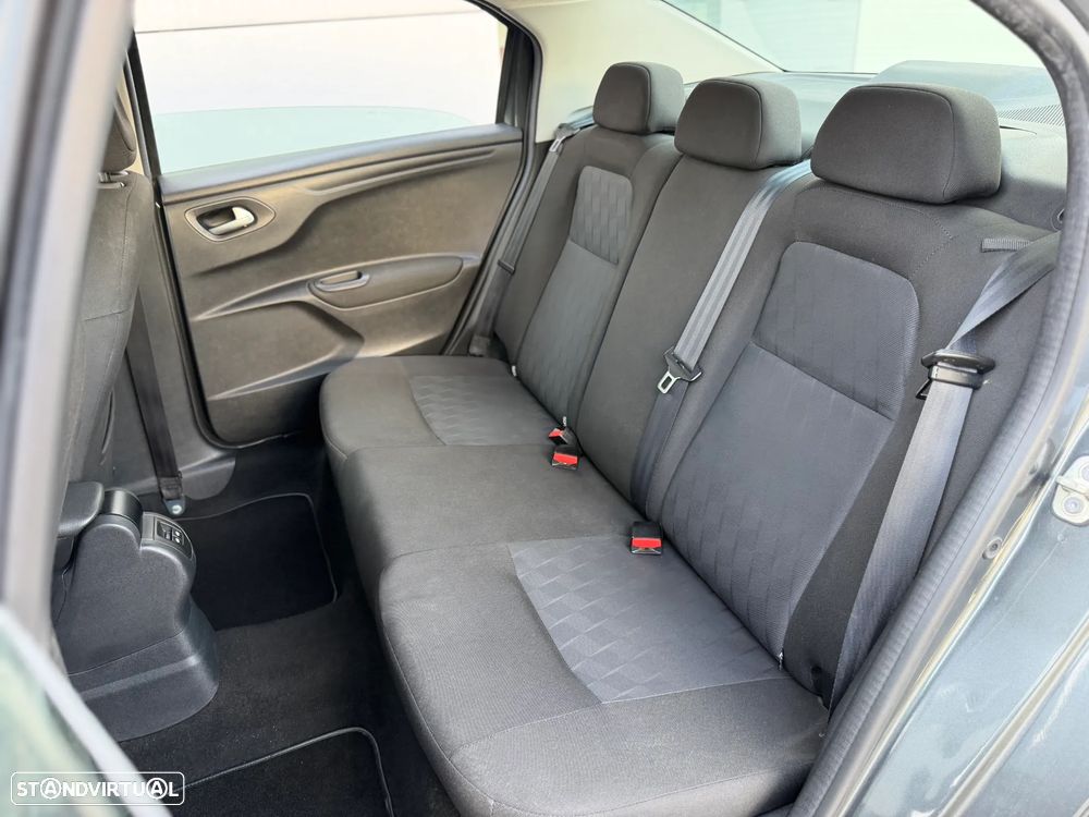 Citroën C-Elysée 1.2 PureTech Shine - 12