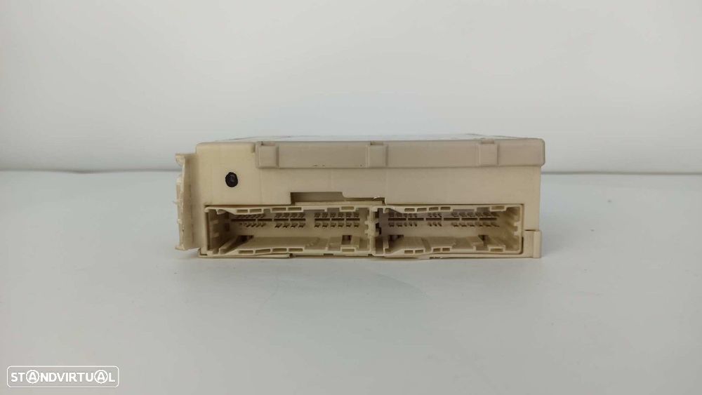 CAIXA DE RELÉS/ FUSÍVEIS LEXUS IS200 (DS2/IS2) 220D - 7