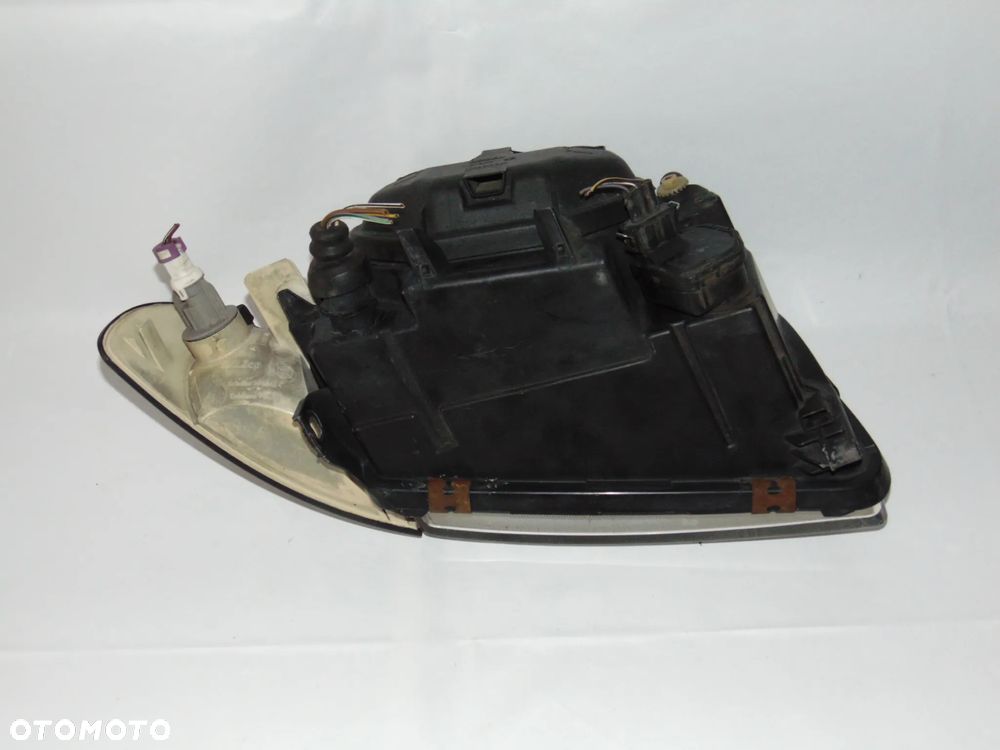 ORYGINAŁ lampa przednia przód lewa Audi A4 B5 , 97-99r EUROPA - 8