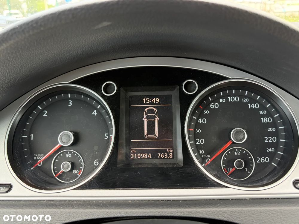 Volkswagen Passat 2.0 Blue TDI SCR Comfortline - 20