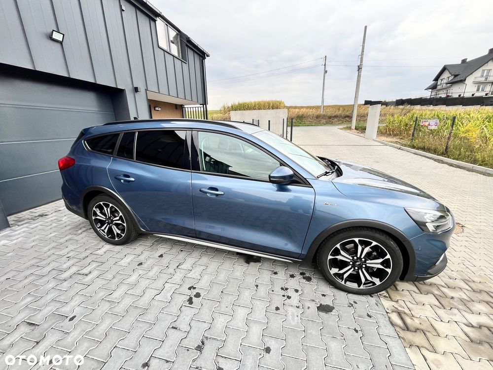 Ford Focus 1.5 EcoBoost Active - 4