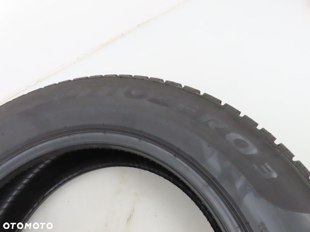 2x 215/60R16 OPONY ZIMOWE Pirelli SottoZero 3 Winter 95H Seal Inside - 3