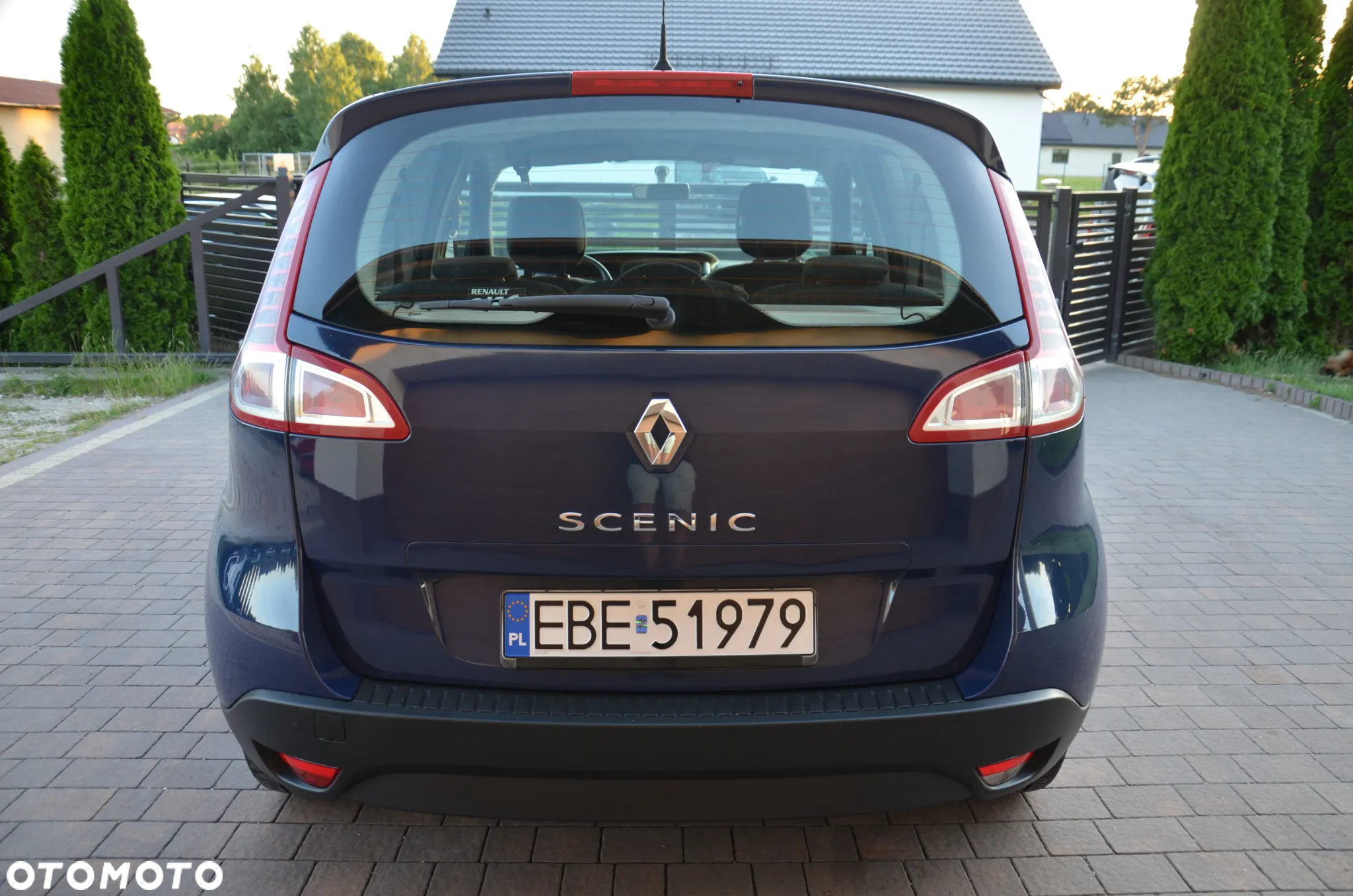 Renault Scenic 1.6 16V 110 Authentique - 8