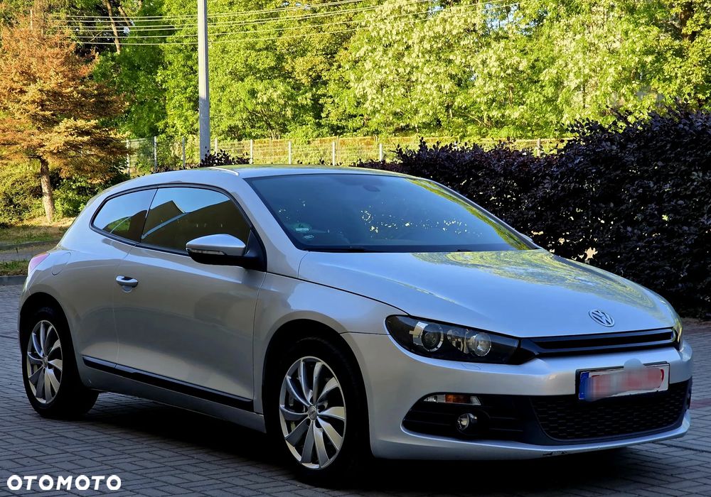 Volkswagen Scirocco 2.0 TDI DSG Life - 4
