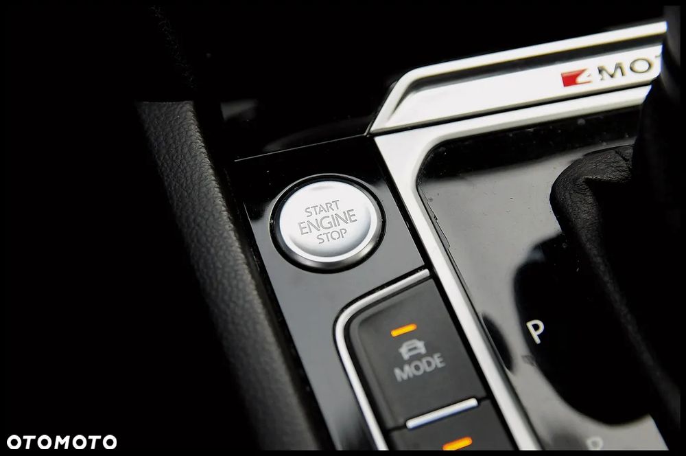 Volkswagen Passat - 33