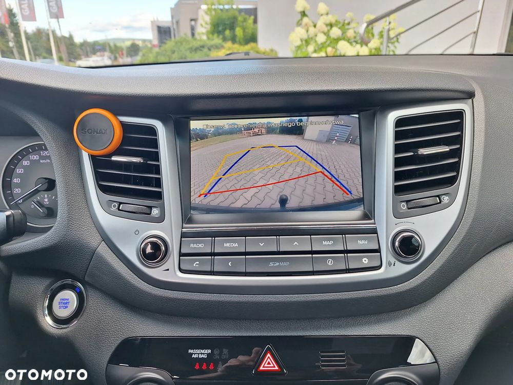 Hyundai Tucson 1.7 CRDI BlueDrive Style 2WD - 21