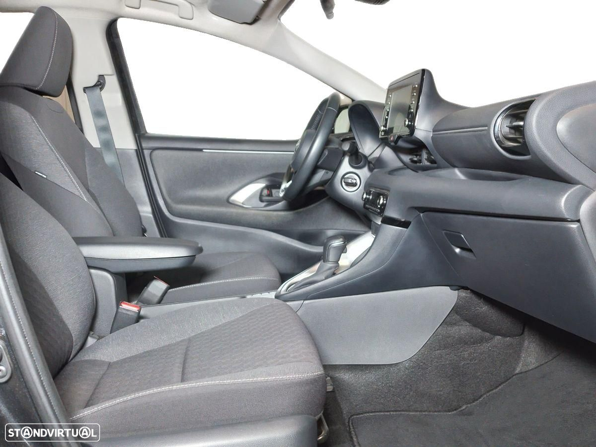Toyota Yaris - 6