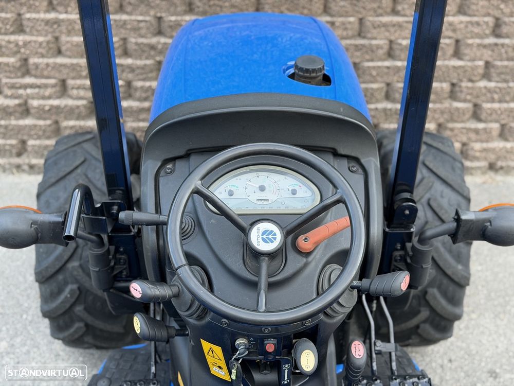 New Holland T3030 4RM - 7