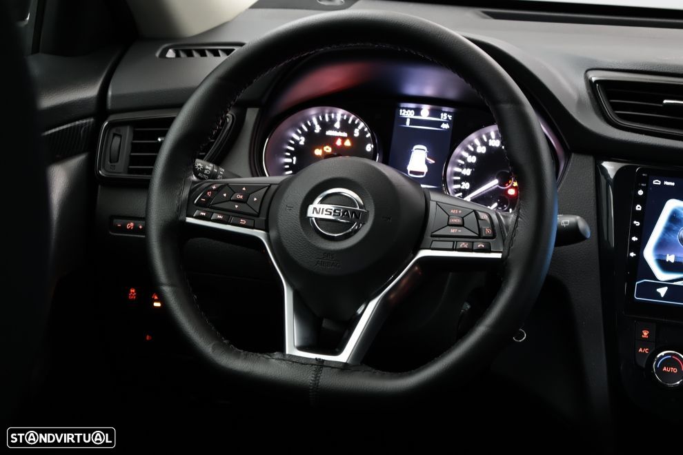 Nissan X-Trail 1.3 DIG-T N-Connecta DCT - 17