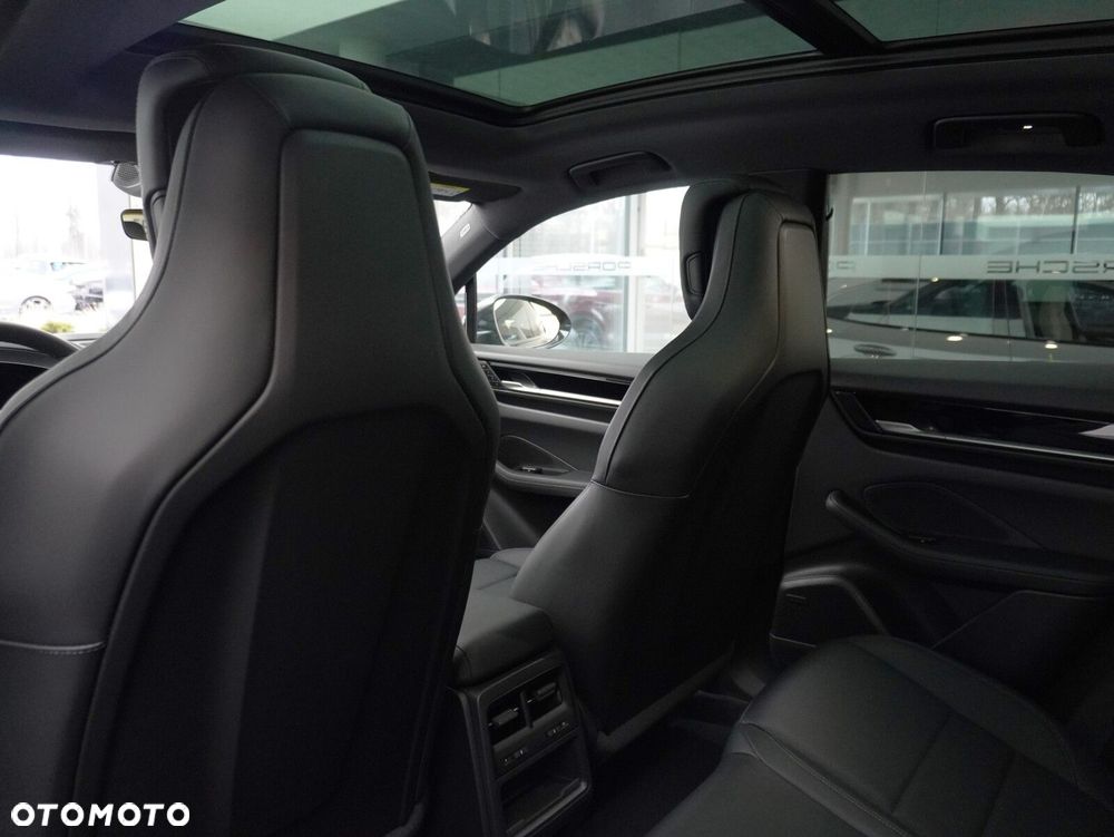 Porsche Macan 4 100kWh - 33