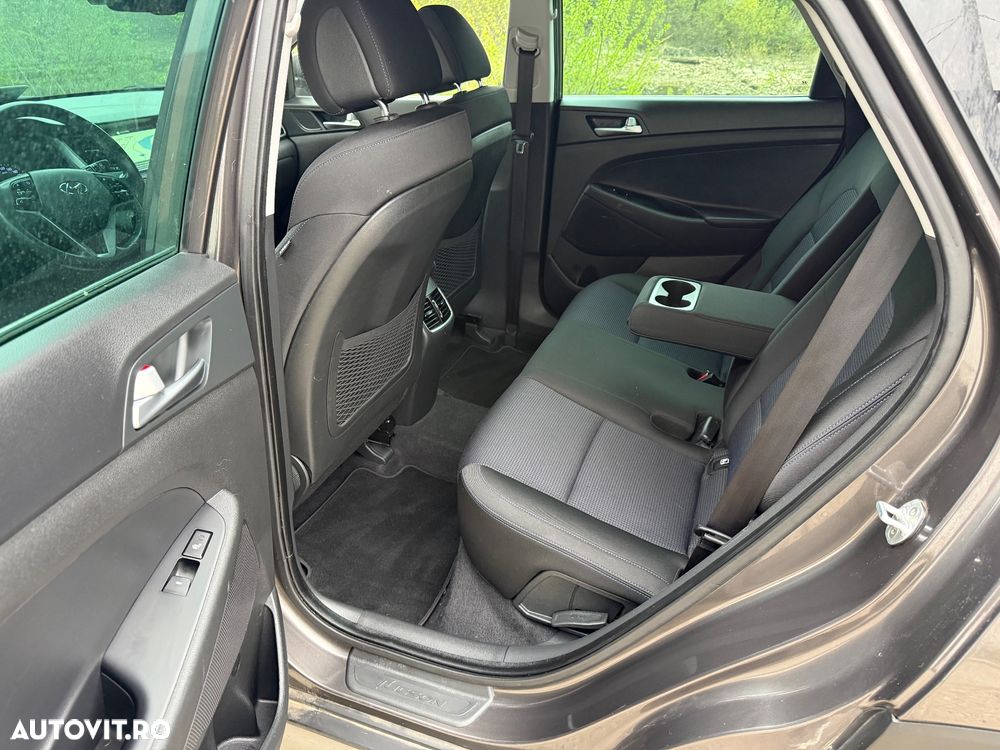 Hyundai Tucson blue 1.7 CRDi 2WD DCT Style - 9