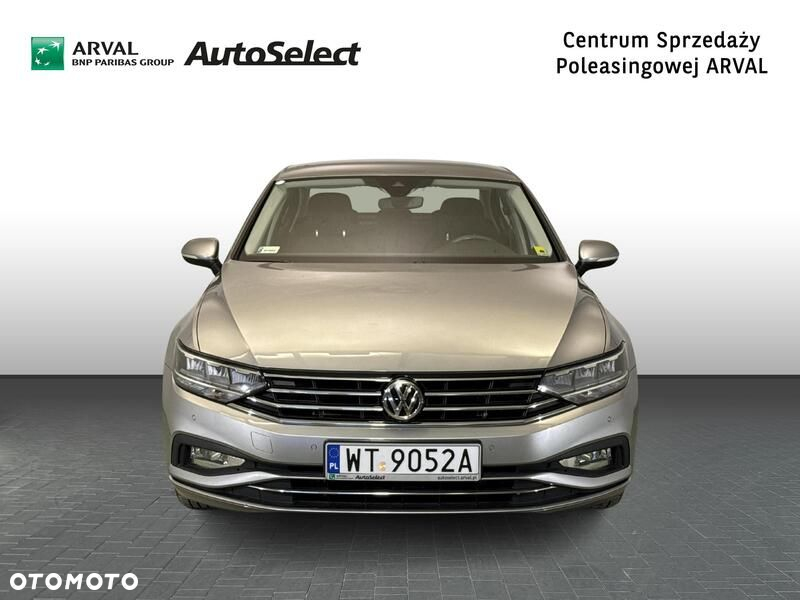 Volkswagen Passat - 9