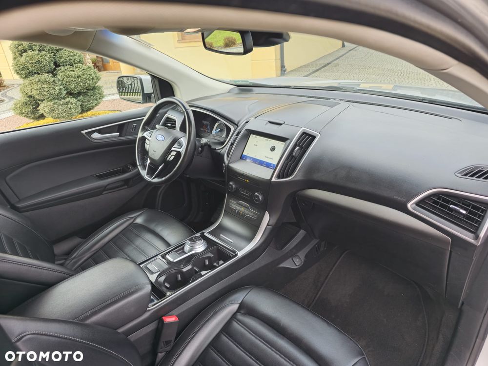 Ford Edge - 26