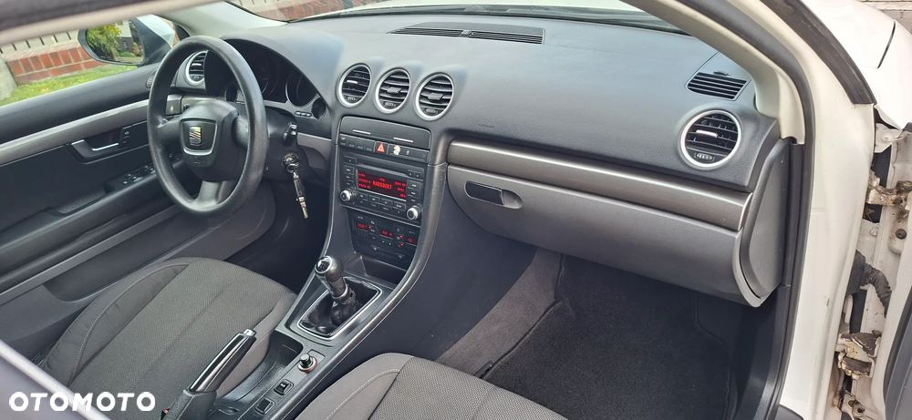 Seat Exeo - 30