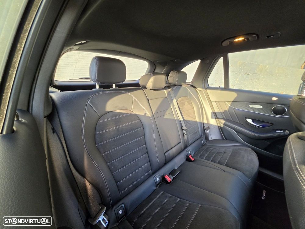 Mercedes-Benz GLC 220 d 4Matic 9G-TRONIC AMG Line Advanced - 4