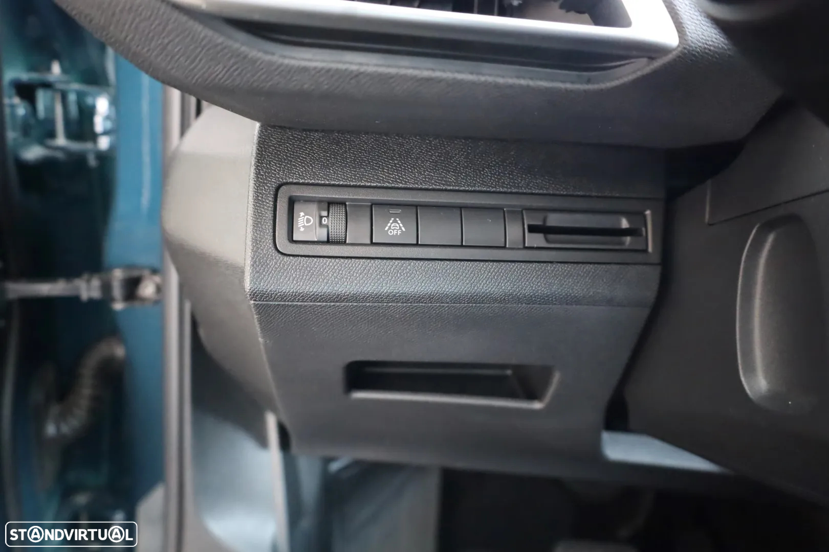 Peugeot 3008 1.2 PureTech Allure EAT8 - 35