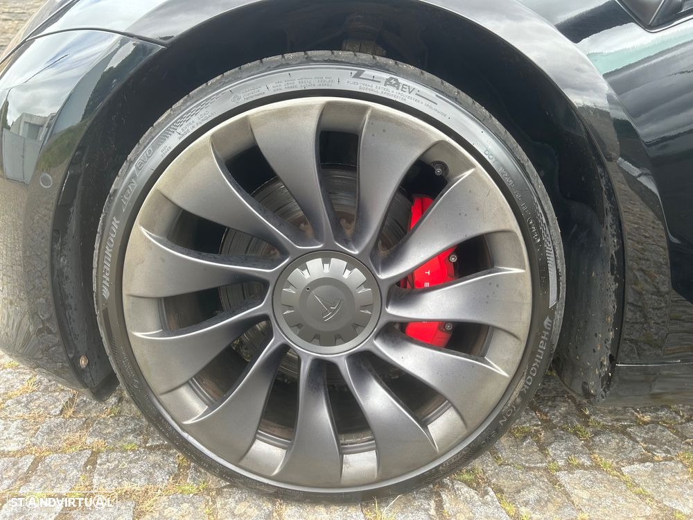 Tesla Model 3 Performance Dual Motor AWD - 27