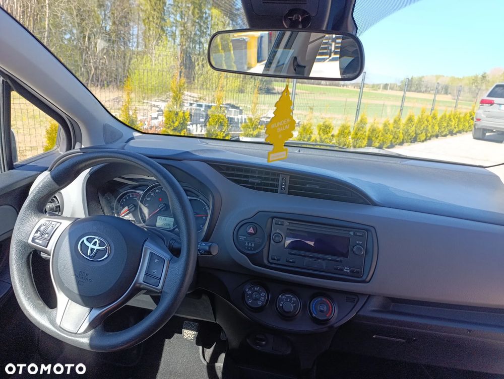Toyota Yaris 1.0 Active - 8