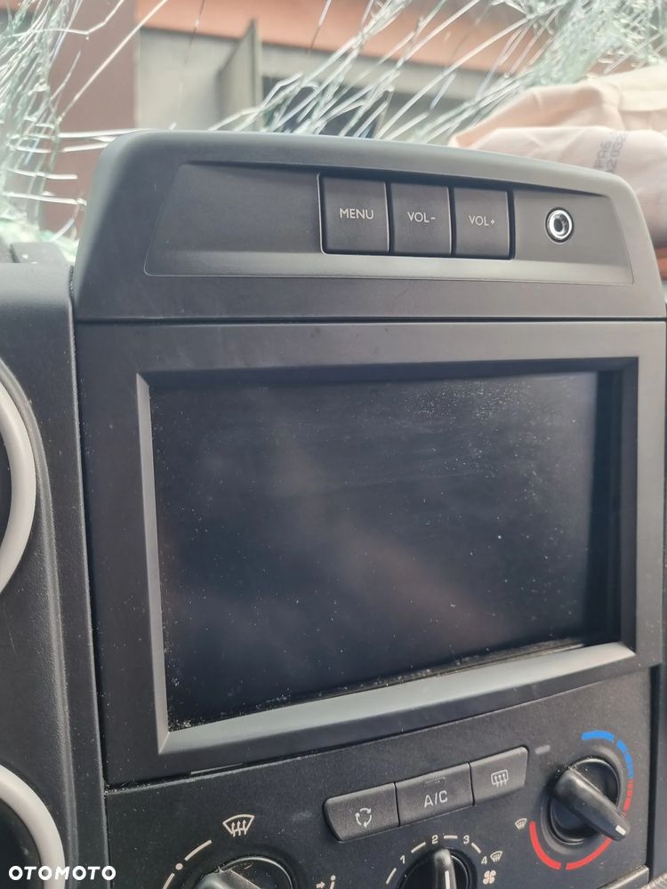 PEUGEOT PARTNER II III LIFT 12-18 r. RADIO GPS + wyświetlacz z wiązką + RAMKA * - 3