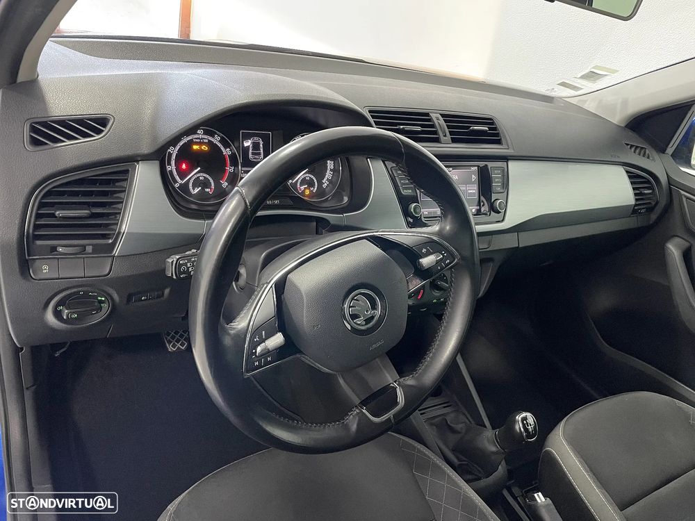 Skoda Fabia 1.0 TSI Essence - 9