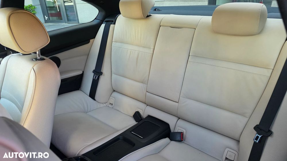 BMW Seria 3 320d xDrive Aut. - 6