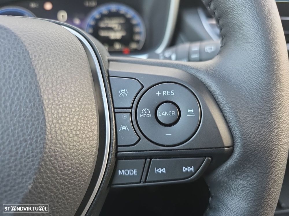 Toyota Corolla Cross 1.8 Hybrid Luxury - 11