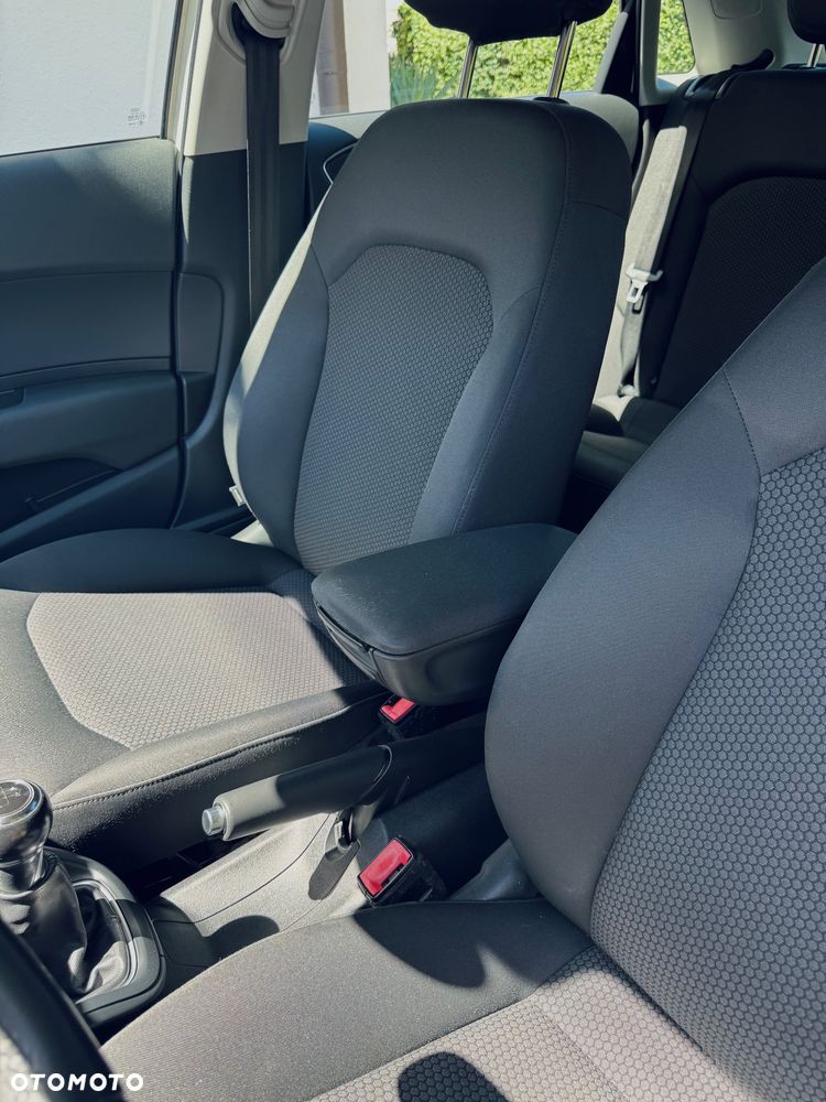 Audi A1 Sportback 1.2 TFSI Attraction - 11