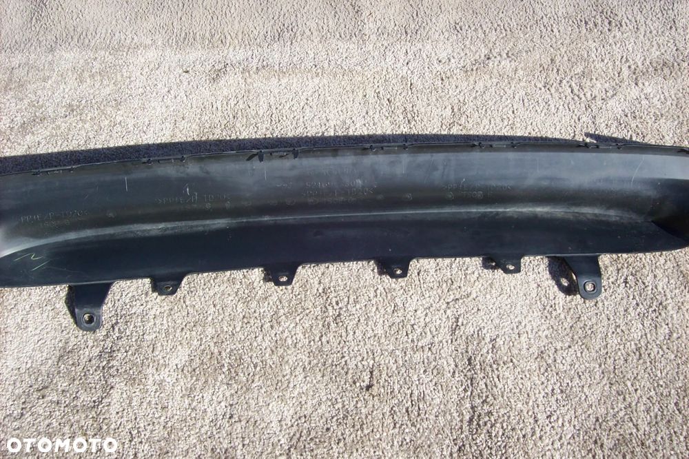 spoiler tylnego zderzaka toyota camry viii - 5