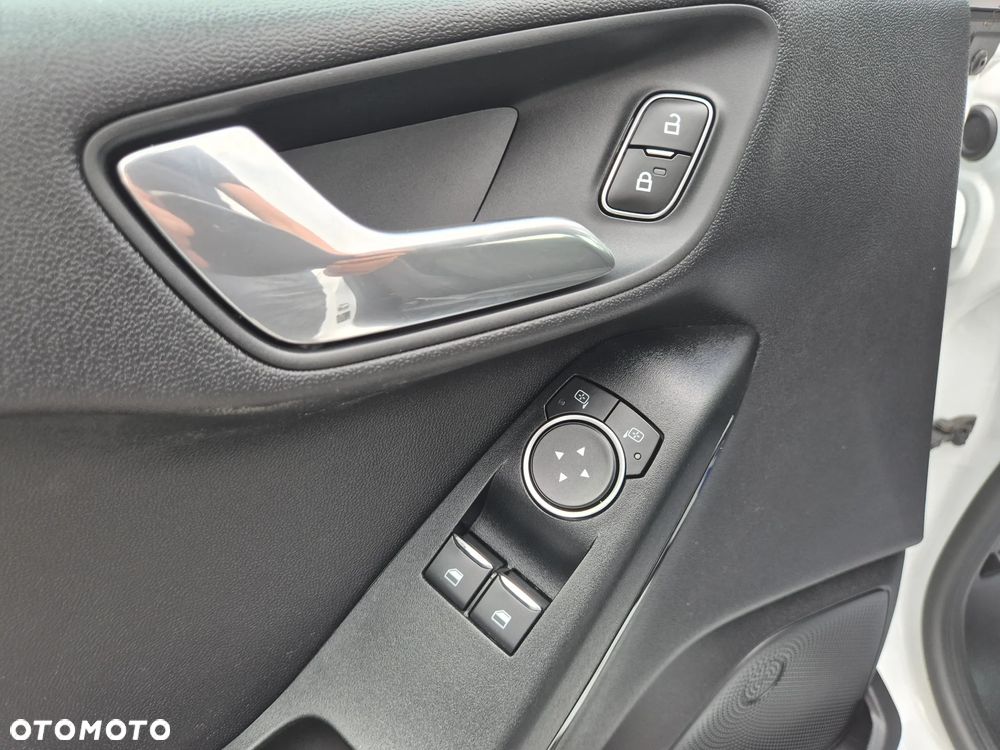 Ford Fiesta 1.1 TREND - 30