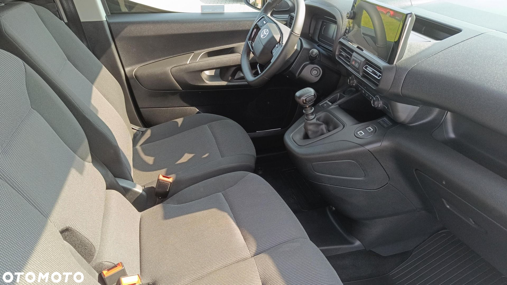Toyota PROACE CITY - 10