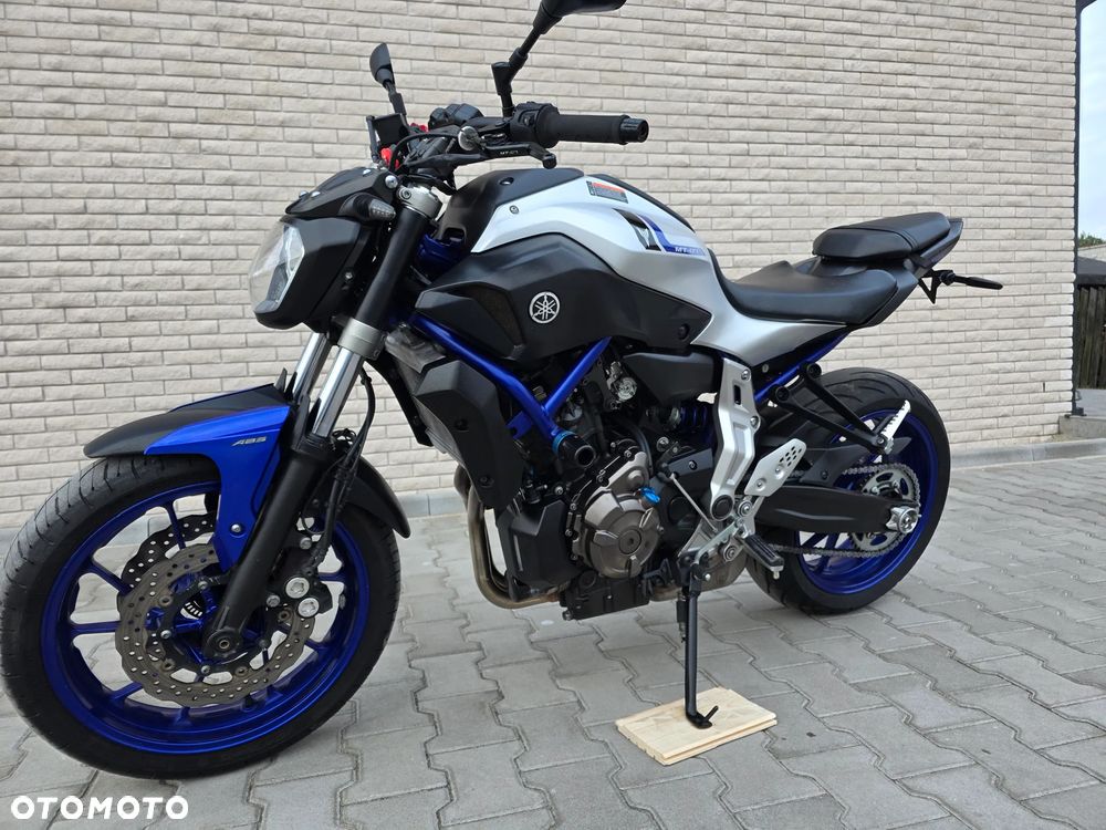 Yamaha MT - 21