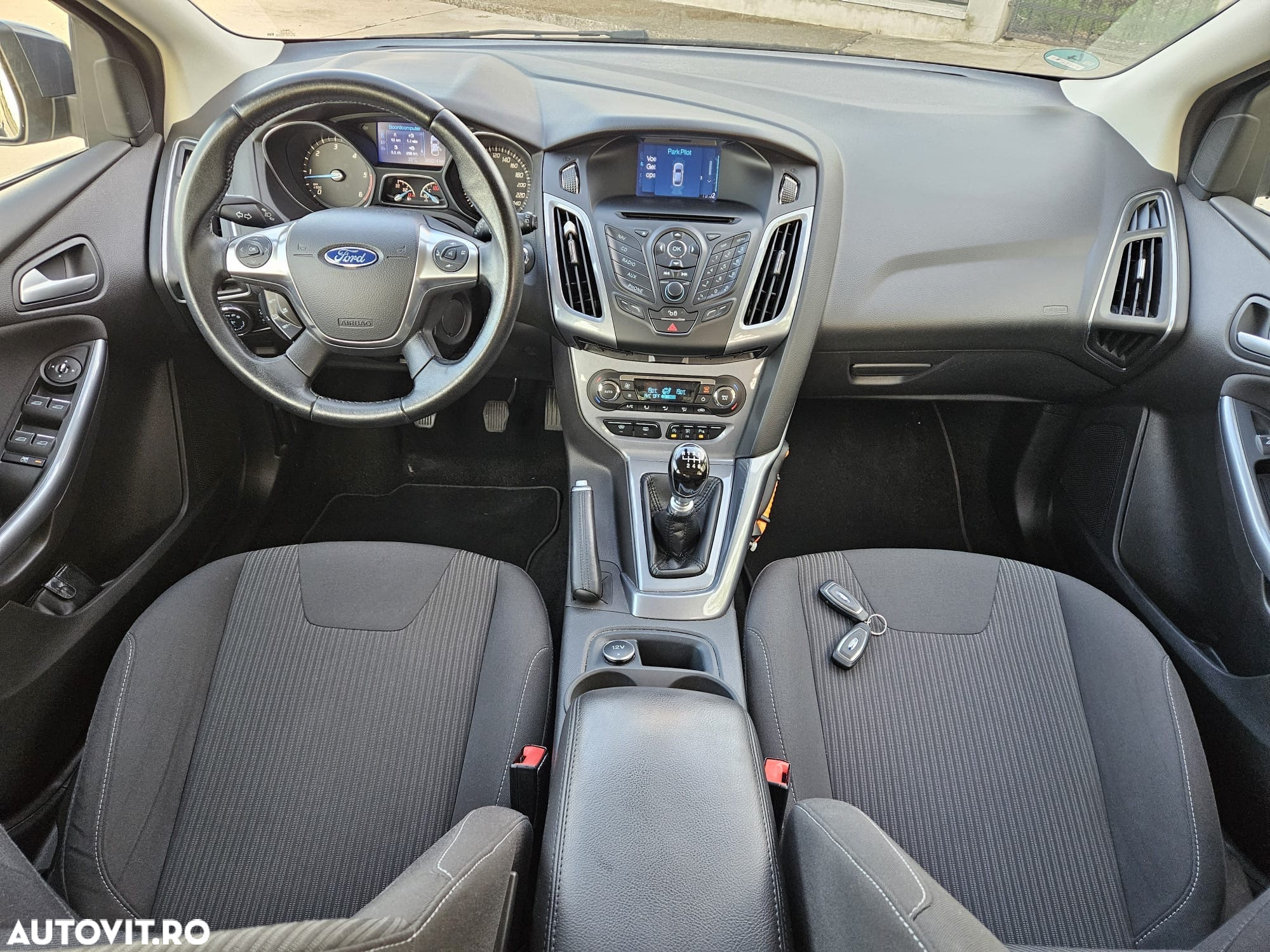 Ford Focus Turnier 1.6 TDCi ECOnetic 88g Start-Stopp-Sy Titanium - 7