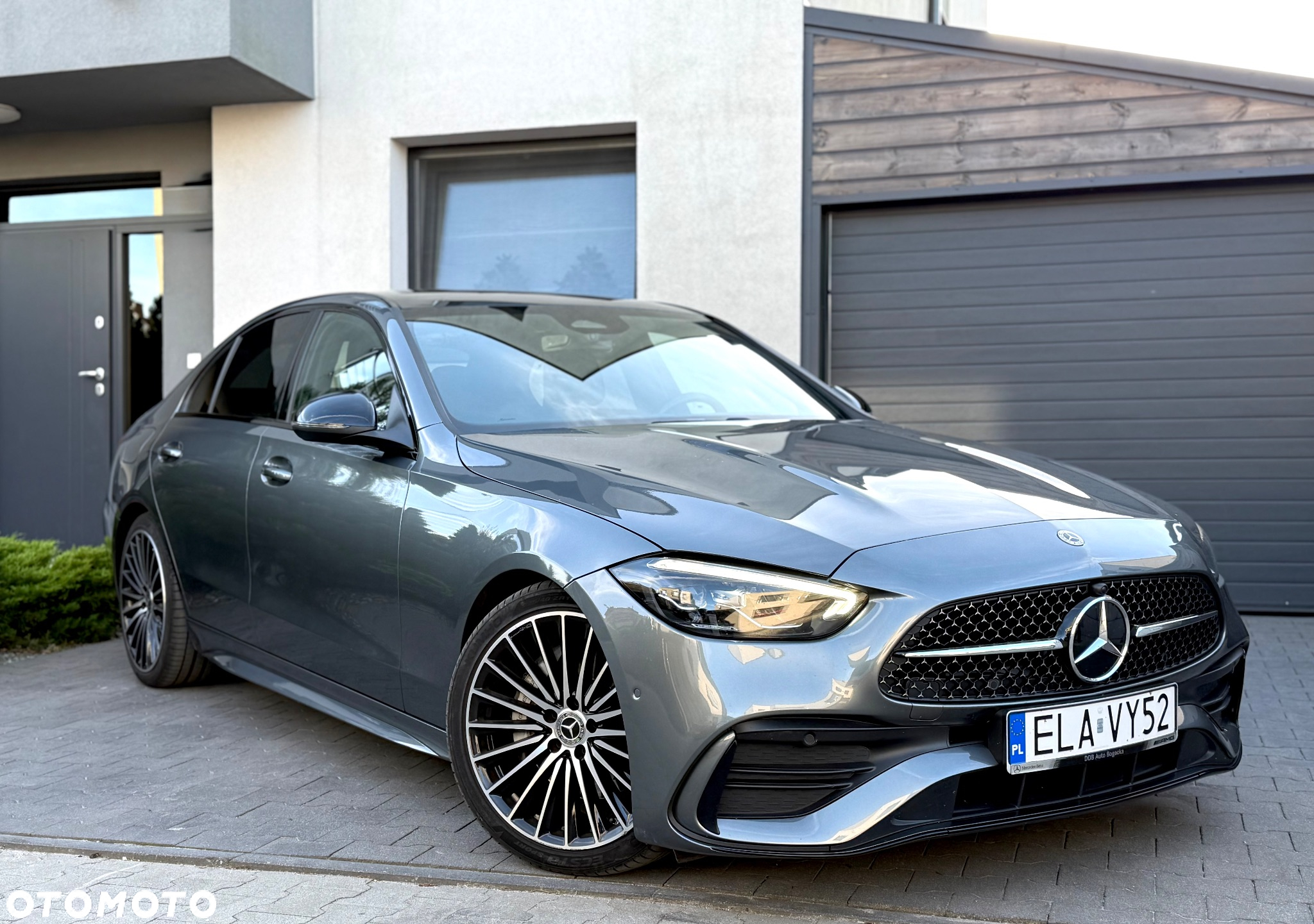 Mercedes-Benz Klasa C 300 4MATIC 9G-TRONIC - 4