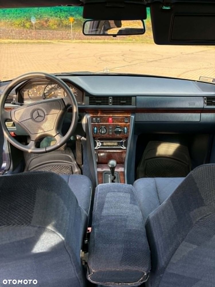 Mercedes-Benz W124 (1984-1993) - 6