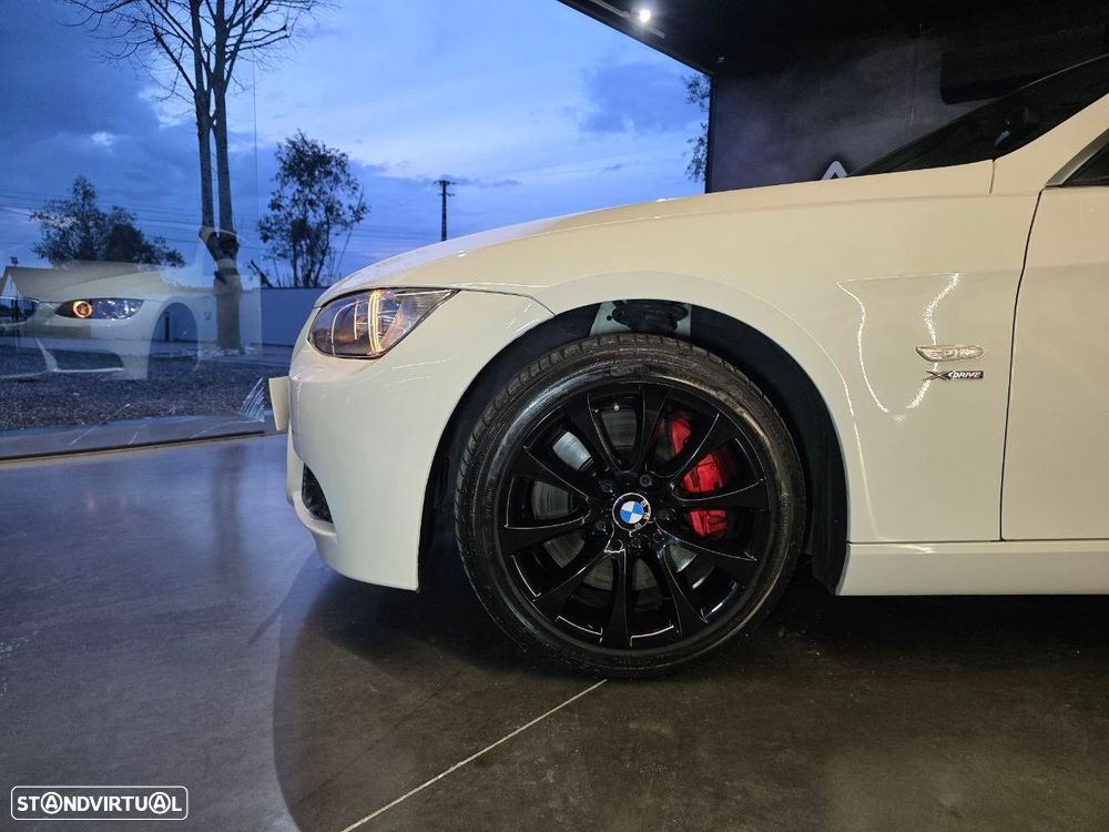 BMW 335 i xDrive Aut. Edition Exclusive - 25