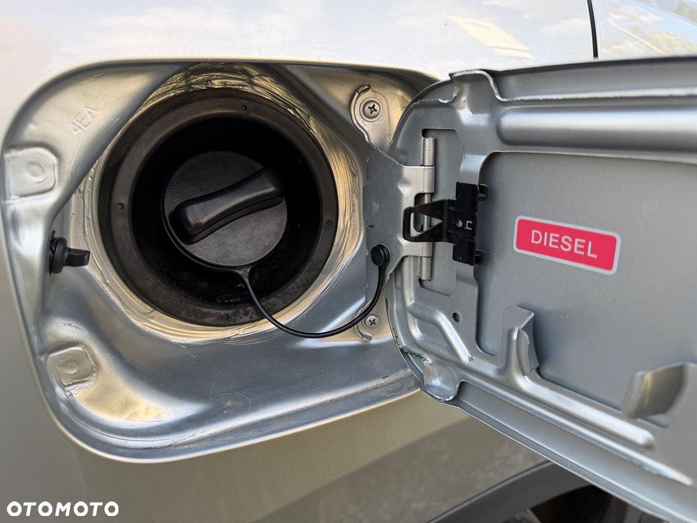 Nissan Qashqai 1.5 dCi N-Connecta - 33