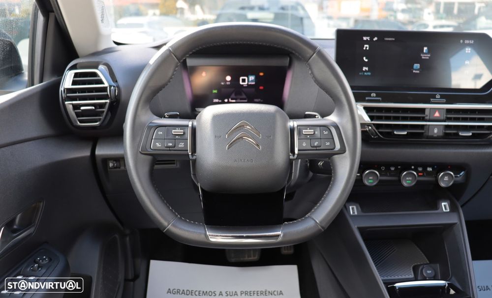 Citroën C4 1.2 PureTech Shine EAT8 - 10