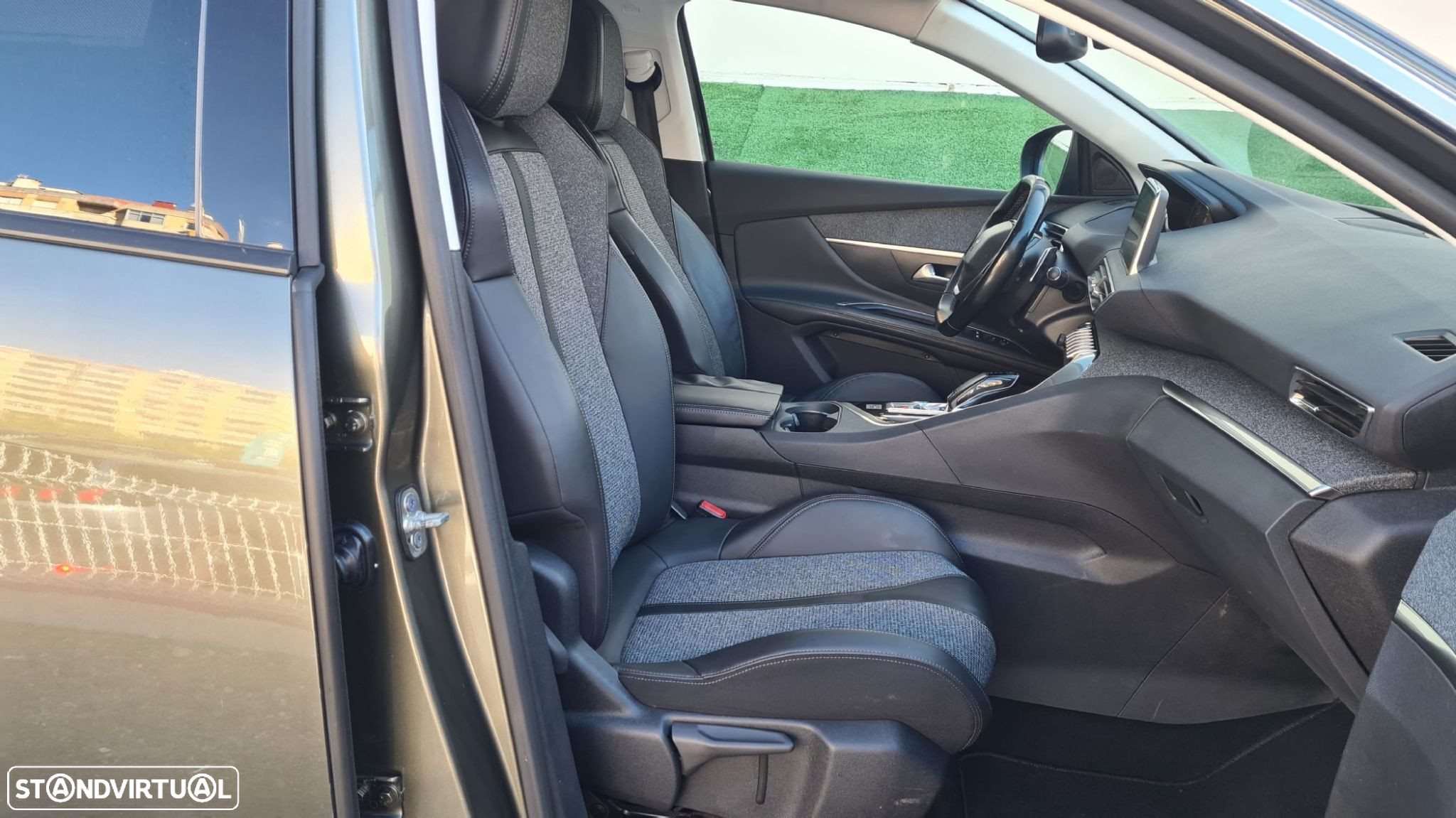 Peugeot 5008 - 40