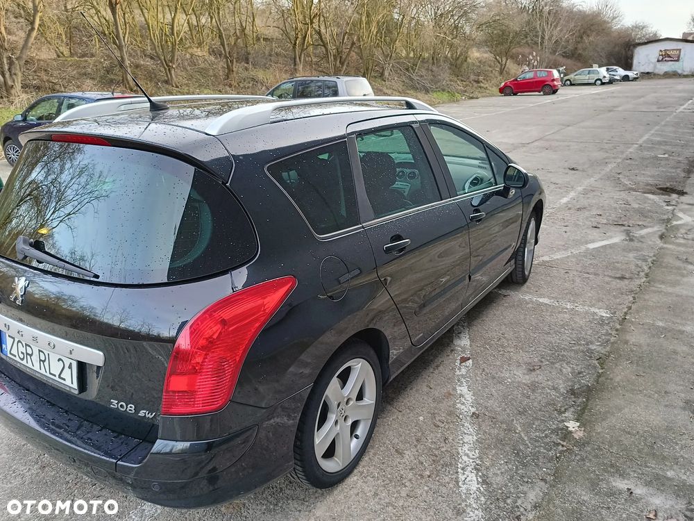 Peugeot 308 1.6 Premium - 6