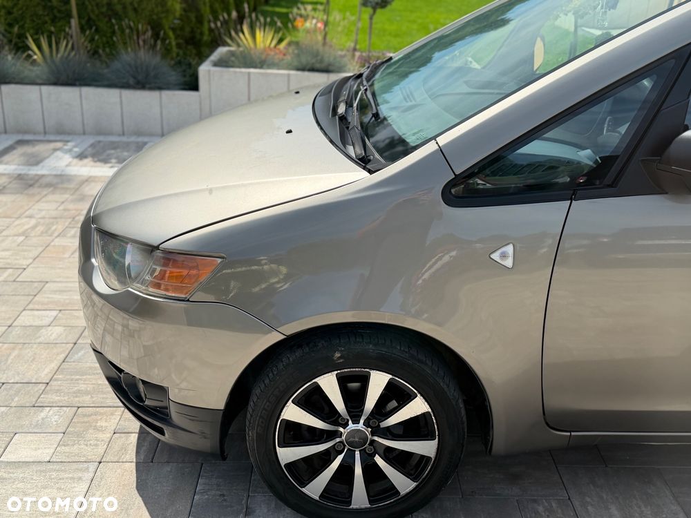 Mitsubishi Colt 1.3 Invite - 23