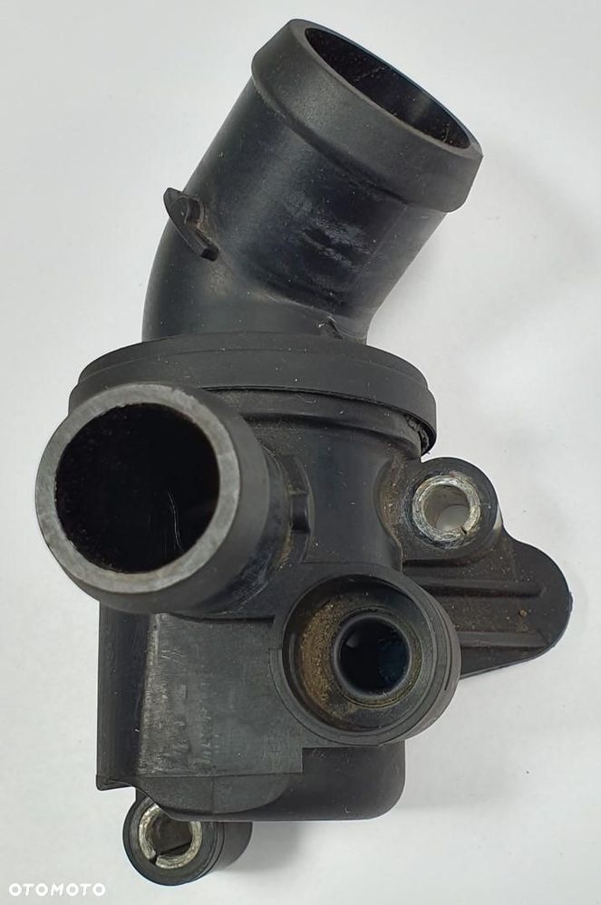TERMOSTAT OBUDOWA MERCEDES W245 1.7 B V8 A2662030475 - 1
