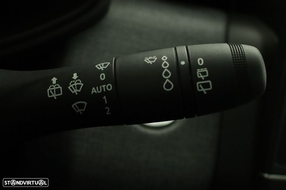 Mitsubishi Colt 1.0 MPI-T Invite - 17