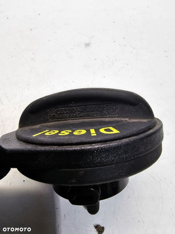 KOREK WLEWU PALIWA AUDI VW SEAT SKODA 5N0201553D - 3