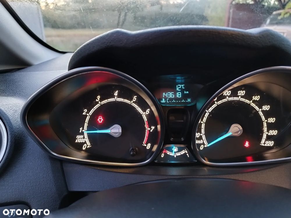 Ford Fiesta 1.0 EcoBoost S&S ST-LINE - 8