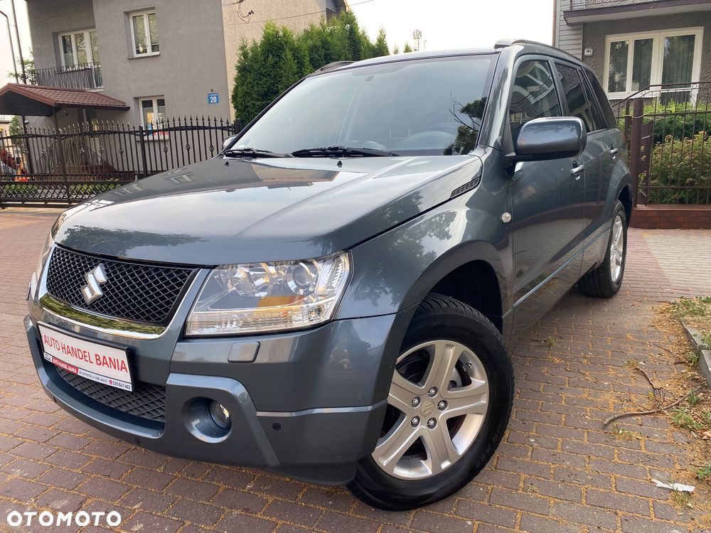 Suzuki Grand Vitara 2.0 Comfort Limited - 21