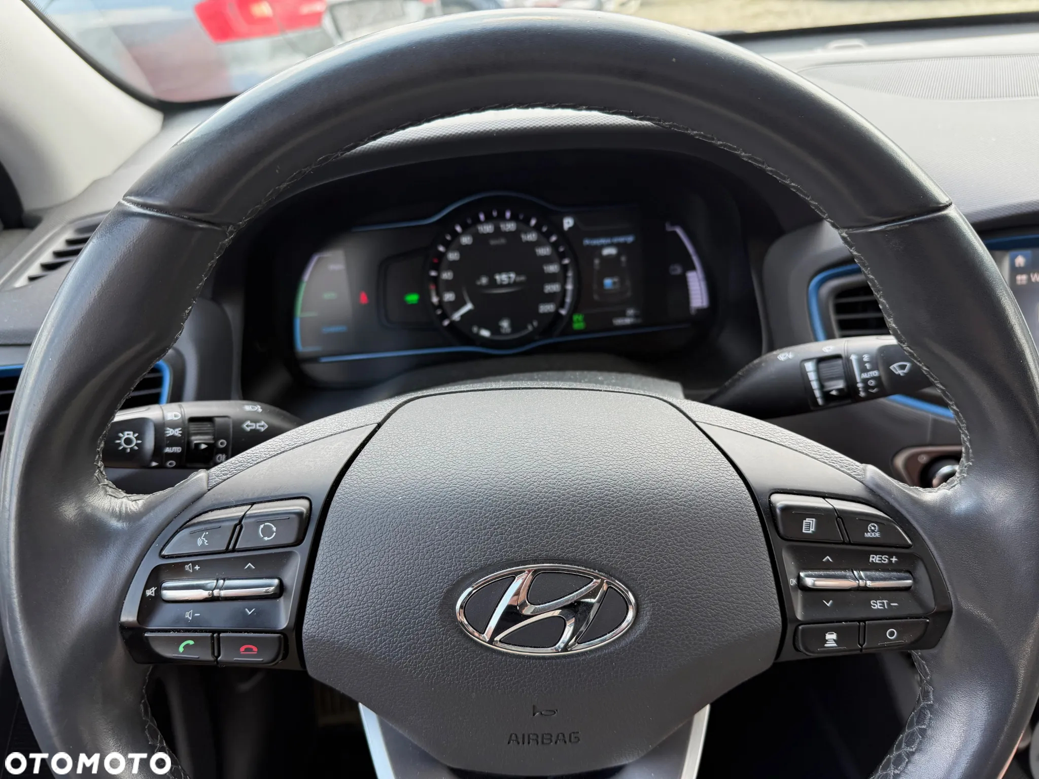 Hyundai IONIQ Hybrid 1.6 GDI - 17